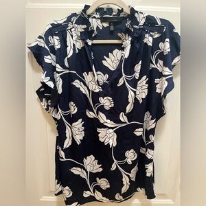 White House Black Market Medium Dark Blue and White Floral Blouse